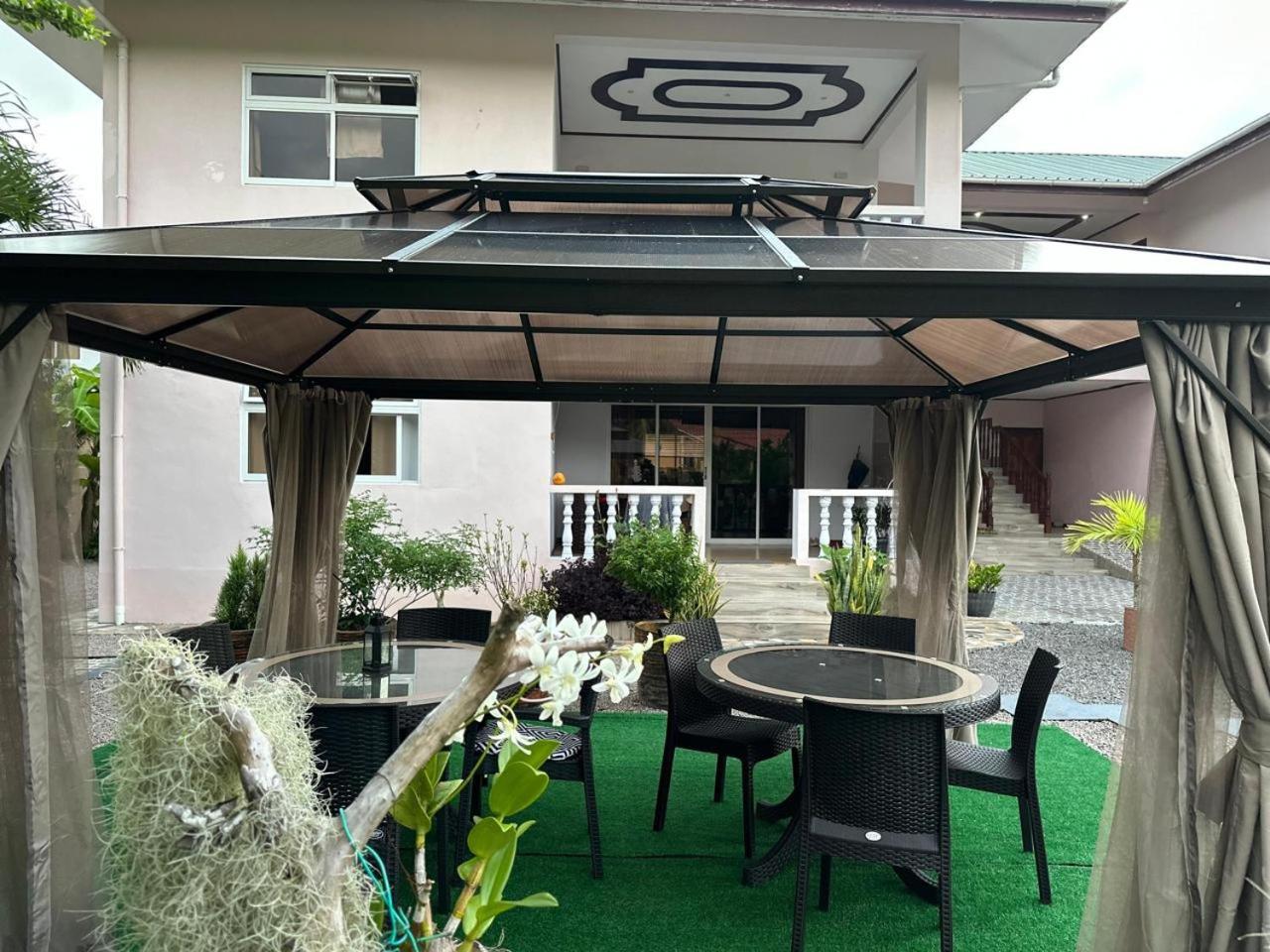 אנסה רויאל Mokara Holiday Apartment מראה חיצוני תמונה